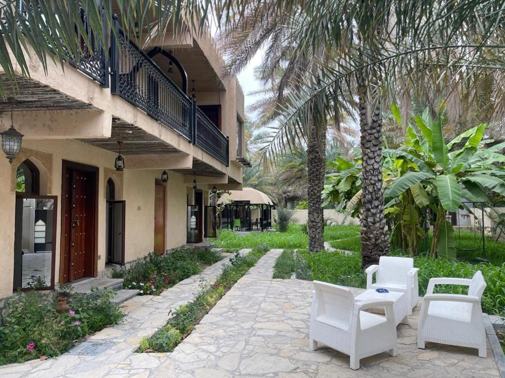 Date Palm Inn Nizwa Extérieur photo